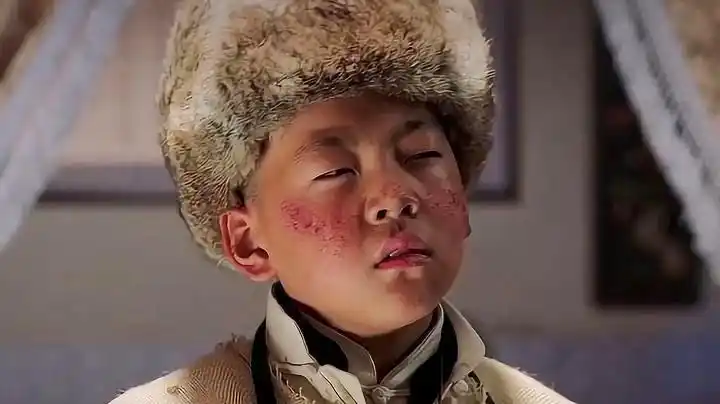 少帅:六子第一次进帅府,眼神里全是不屑,一看她竟立马变温柔!