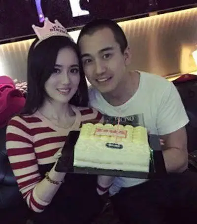 江铠同的男朋友是谁 江铠同恋情什么时候开始的