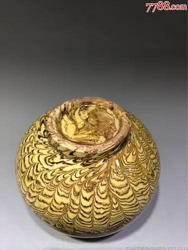 绞胎黄釉鸡心罐_第6张_7788陶瓷