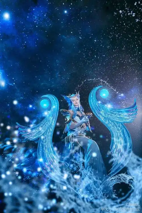 神还原王者荣耀武则天海洋之心cos:手机内存不足也要保存