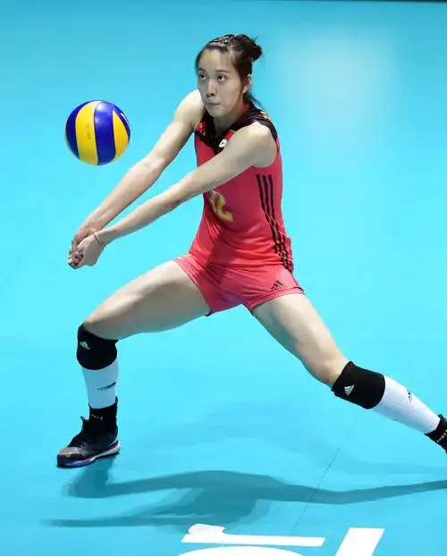 今日图集:中国女排球员郑益昕