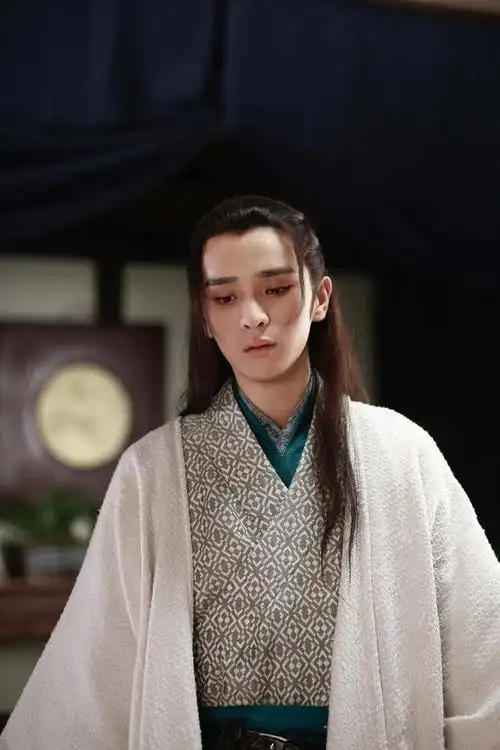 陈汛版林平之亦正亦邪 被赞贴近角色演绎到位