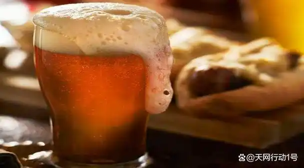 浙江一男子每天抽100根烟,将啤酒当水喝,结果身患多种癌症!