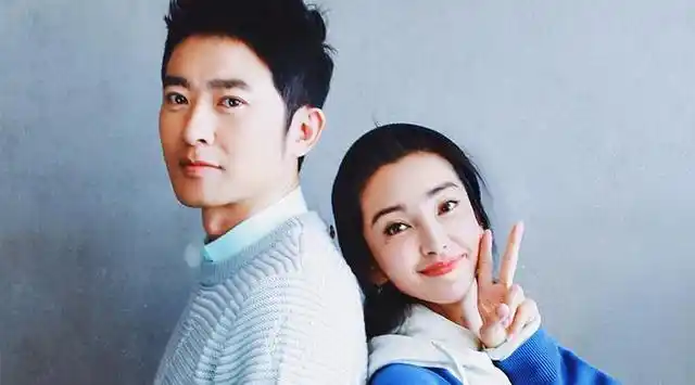 李冰冰为任泉庆生,晒合照二人颜值依旧,状态好似冻龄