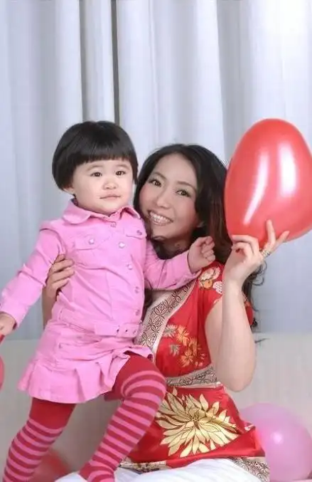 中国女歌手程琳个人资料