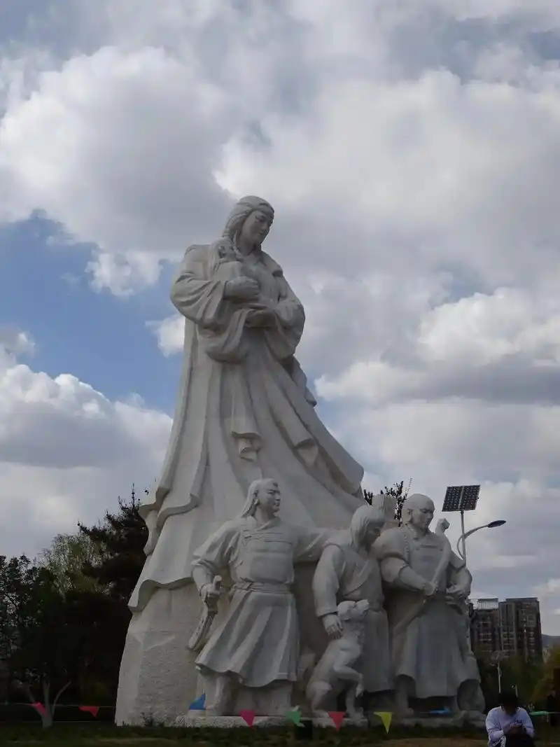 呼和浩特市成吉思汗公园风景都是原图直出哦