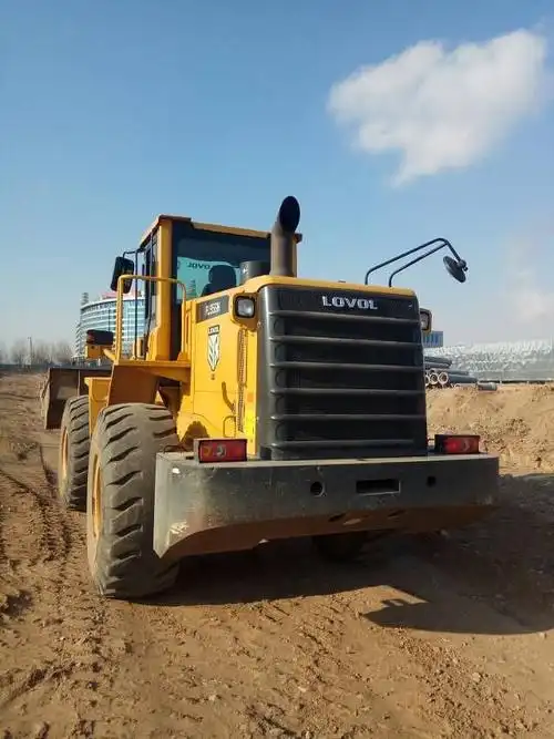 雷沃重工 fl956h 装载机