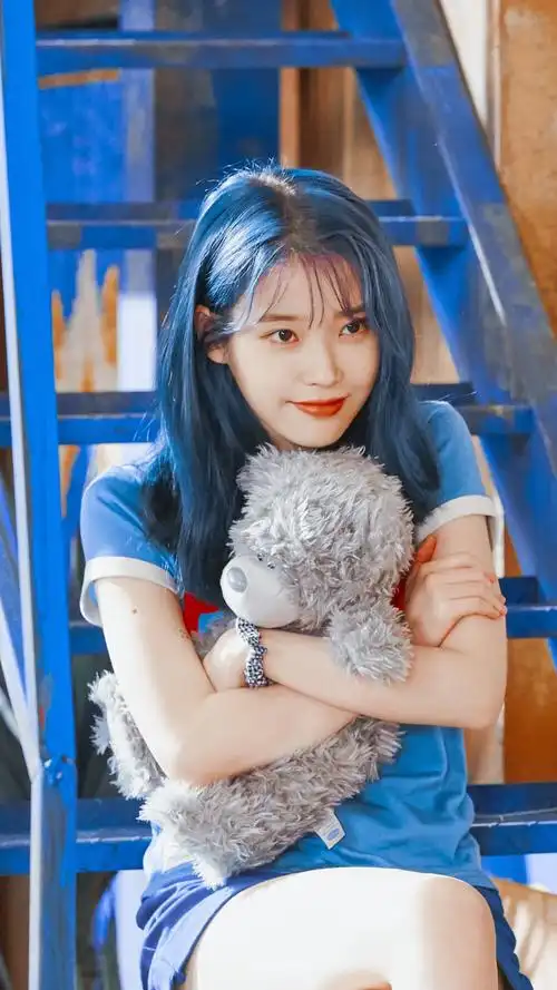 iu 李知恩 / blueming 08窥见银河星雾