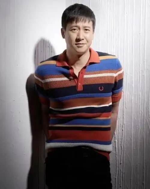 她被称北方张曼玉事业上升嫁二婚带子男演员他有啥魅力