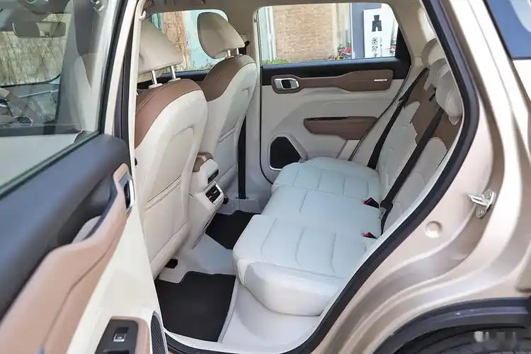 吉利icon配置_空间