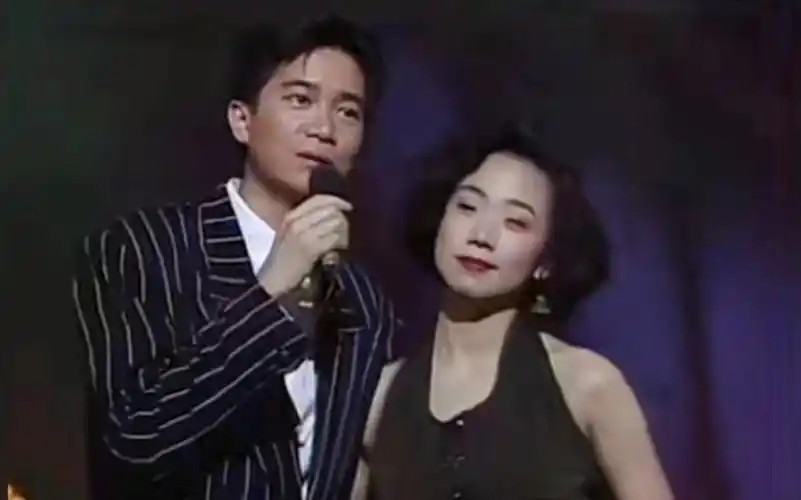 《1989香港太太竞选》林忆莲陈百强献唱,这是什么神仙组合啊