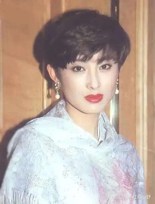 张敏年轻时:剧中扮相时尚,私服更有女人味,看完发现她真时髦 - 知乎