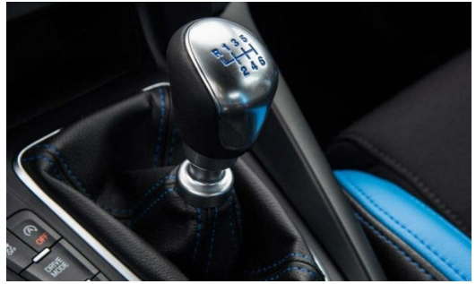 手动挡汽车档位挂不上了是什么原因