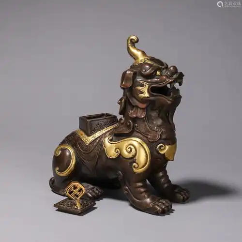 铜鎏金瑞兽貔貅香熏