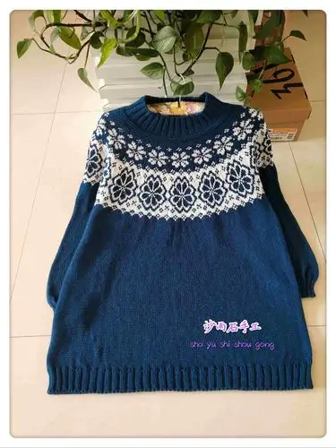 从领口往下织女士棒针圆肩雪花提花毛衣-编织教程-编织人生