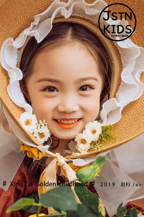 杉叔的儿童摄影作品《复古风》