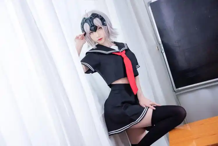 青青子-黑贞!美腿