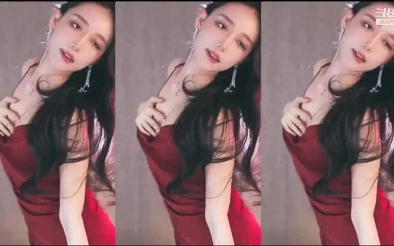 斗鱼美女主播王雨檬11.18美腿热舞直播录像