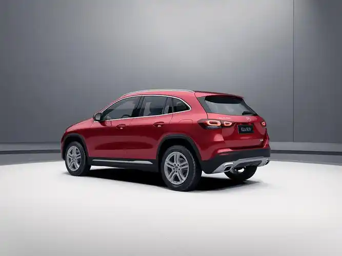 新款奔驰gla新增2.0t动力,28.39万起