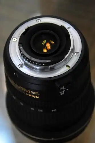 出售 99新 尼康 nikon afs-12-24 f4 dx 金圈超广角镜头