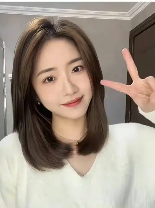 适合圆脸女生的5个发型,显脸瘦又减龄,提升气质好几倍!