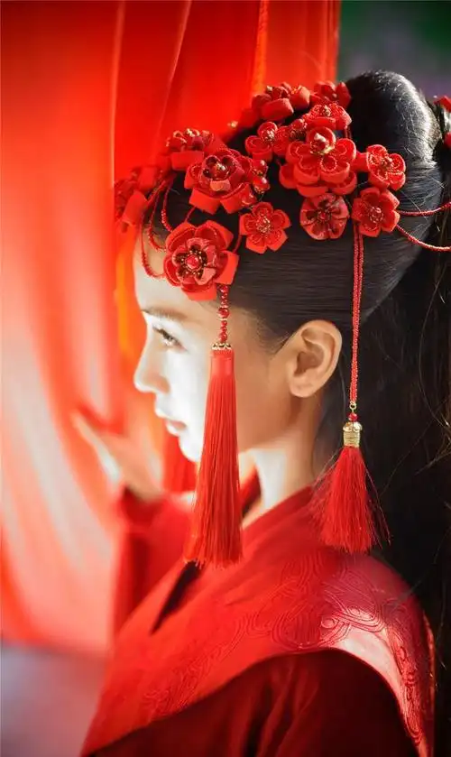 angelababy杨颖绝美红色古装照,好看极了,你看过吗?_网易订阅