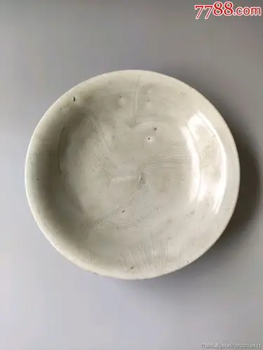 滚动鼠标滚轴,图片即可轻松放大,缩小更多"青白瓷/影青瓷