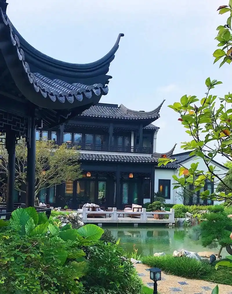 四合院别墅翠湖香山桃花源