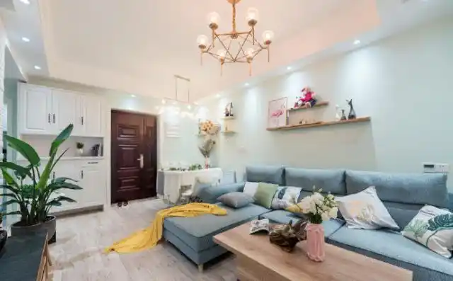 52平米小户型两居室,一进门就被迷住,墙面颜色真心漂亮,晒晒!