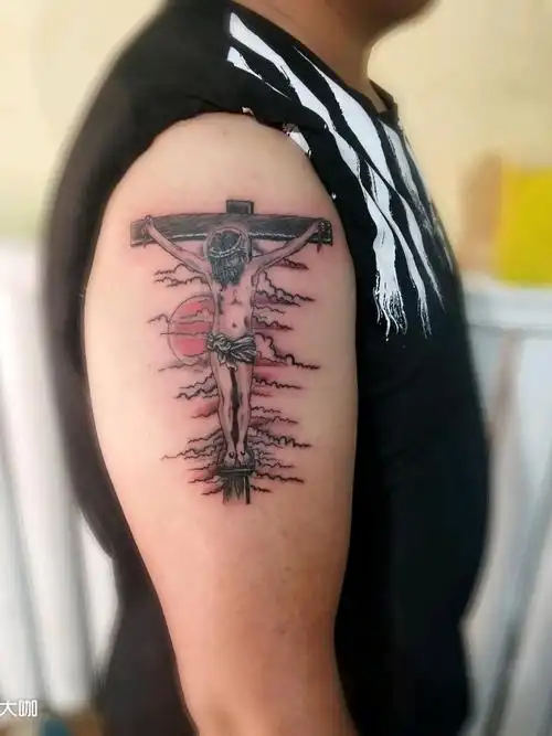耶稣十字架_纹身图案手稿图片_蒋焕吉的纹身作品集