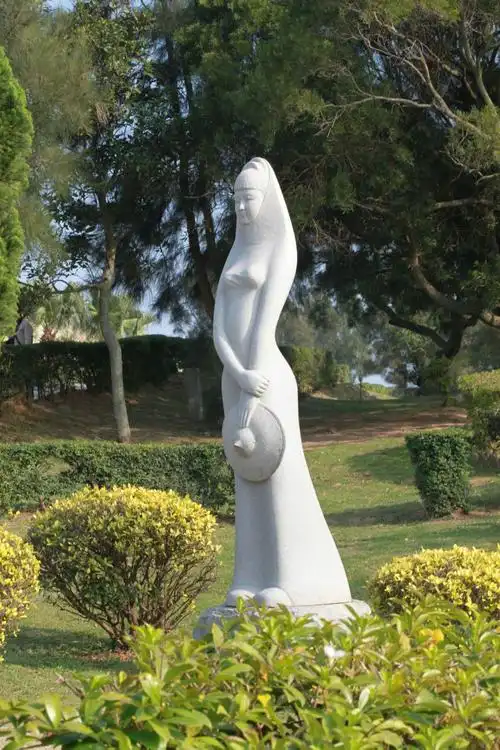 未婚惠安女石像.