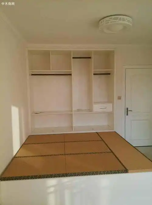 榻榻米衣柜该如何设计好?