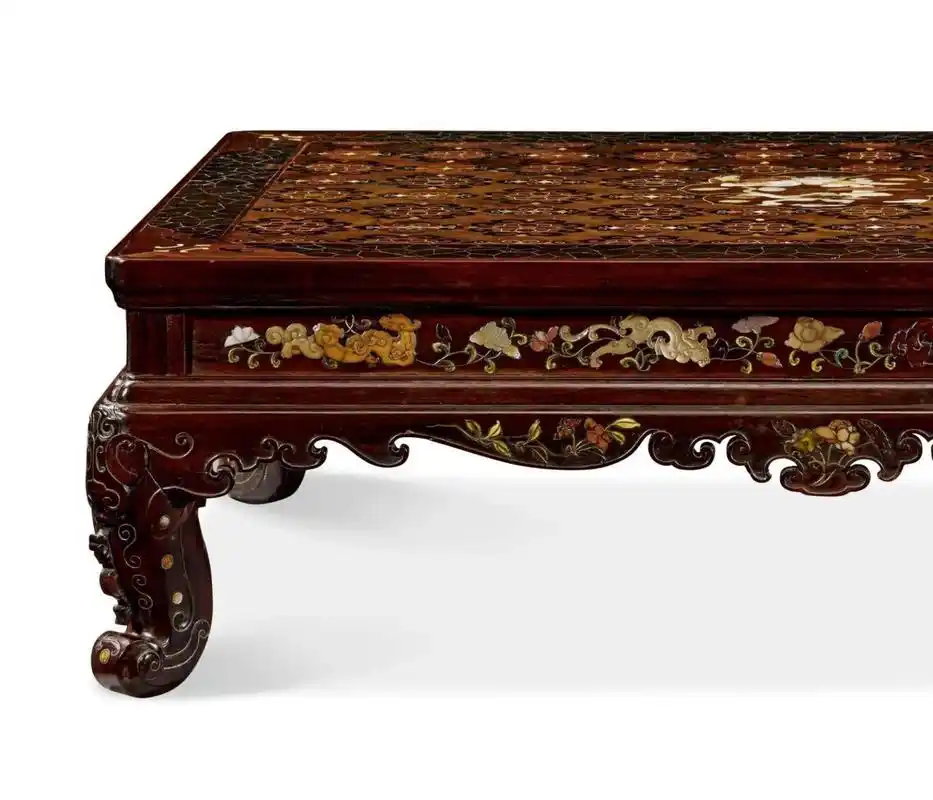 清康熙 紫檀高束腰百纳镶面百宝嵌炕桌此桌为康熙宫廷器,尺寸硕大高