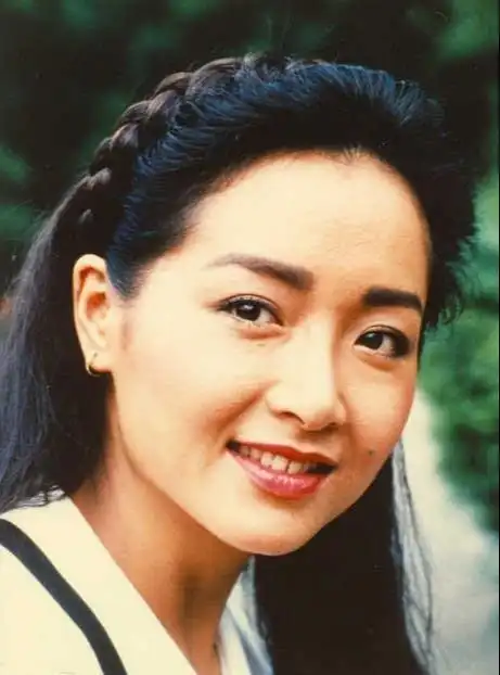 知名女星嫁印尼富豪婚后才知竟是三女侍一夫