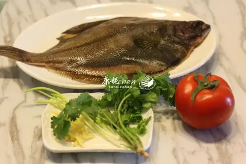 这样煮鱼肉质细嫩鲜美,味美又营养,孩子更爱吃,多吃头脑更灵活_左口鱼