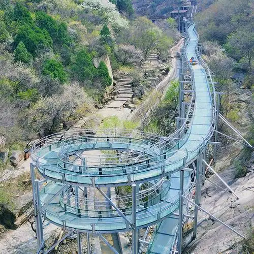 您要是问我密云清凉谷好玩吗?作为北京人,我肯定是推荐的.