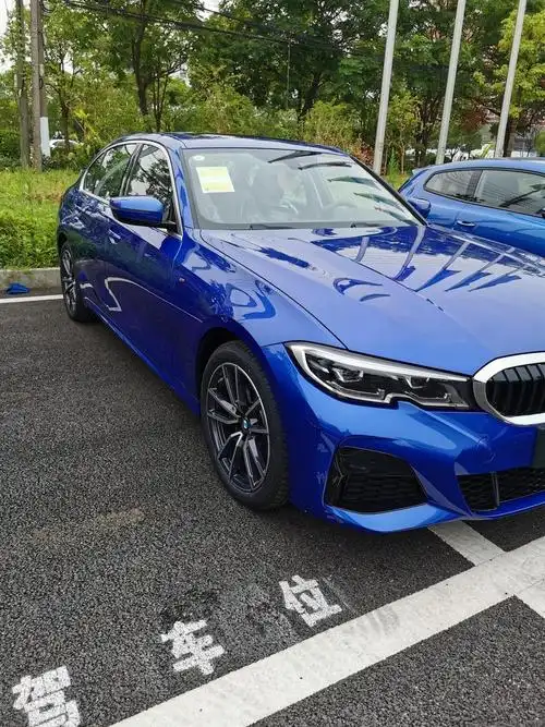 宝马3系提车啦