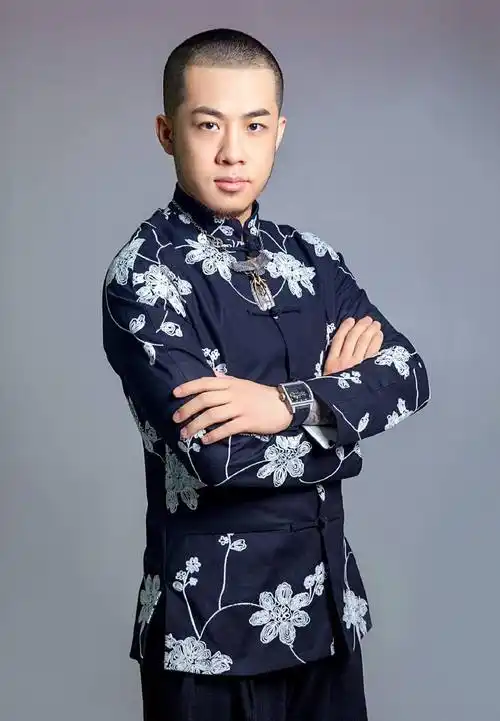 中国好声音网红大壮再现经典差一步但惨遭四位导师冷落