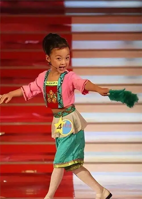 从梨园春走出来的小擂主都去哪了,孔莹成研究生,成功人士还是她