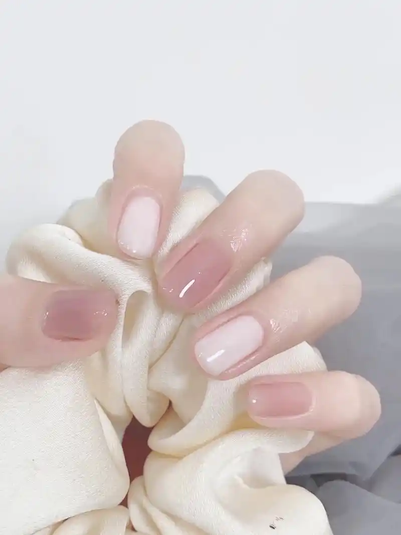 秋冬百搭的乳白色美甲97.#美甲 #美甲分享 #超好看的美甲 - 抖音