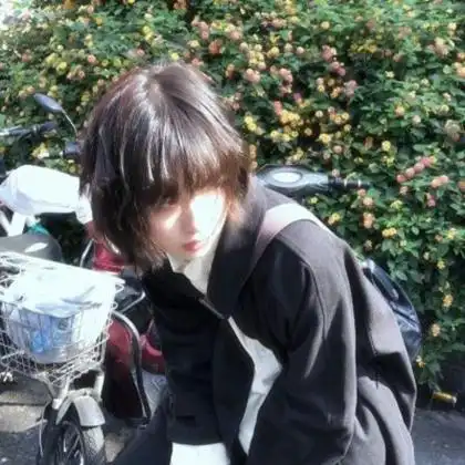 学生党头像女生真人ins