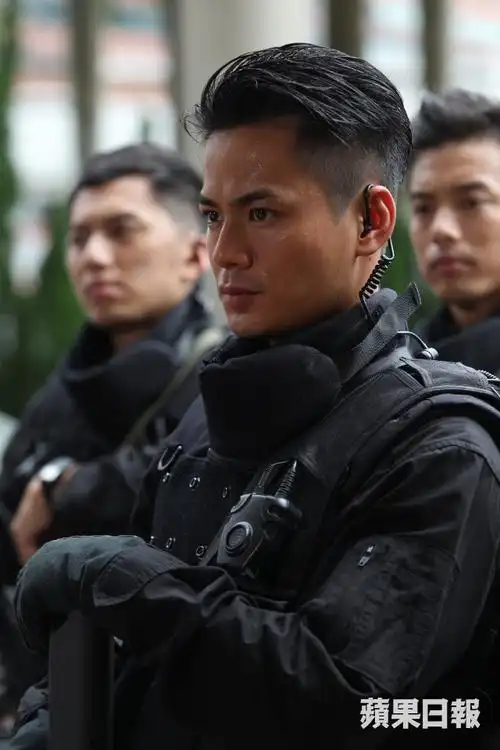 电视剧飞虎ii罗仲谦角色剧照图片