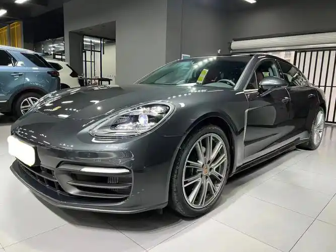 22年1月保时捷panamera行政加长版