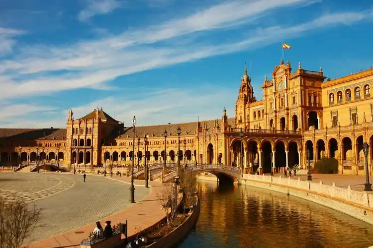 格拉纳达电动自行车出租【4/8小时可选】