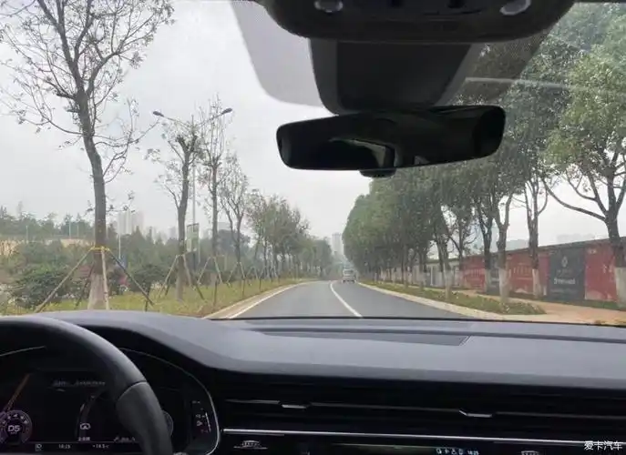 风景提车作业最美风景一直在路上爱上旅行从奥迪q7开始