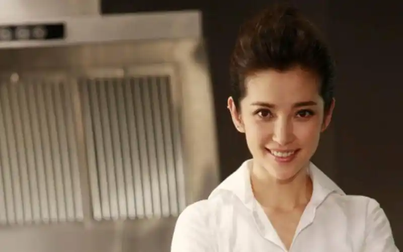 我的爱豆我安利,爱豆李冰冰很有气质就很棒哦!