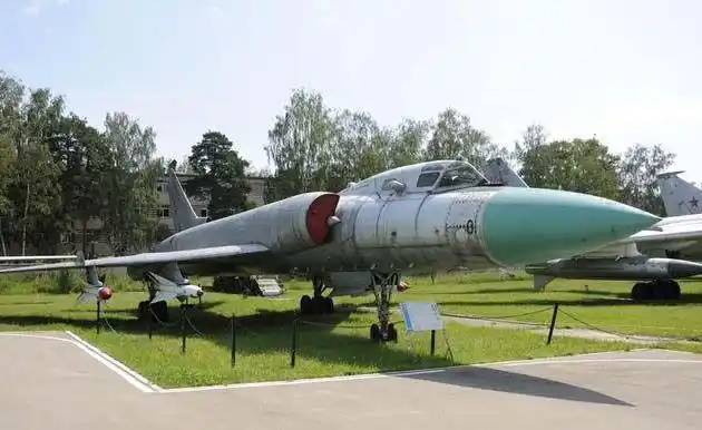 全世界最大的战斗机是苏联图128截击机具体有多大