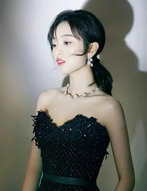 吴宣仪明星壁纸60