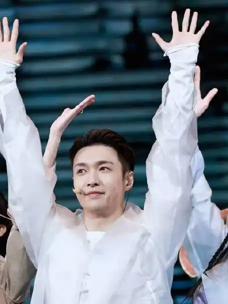 张艺兴还是太全面了##张艺兴受到召唤·敦煌