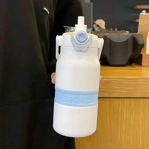 谁能拒绝一个巨能装的大水壶呢!